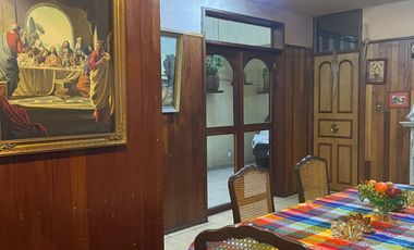 Casa muy amplia en Playa Hornitos