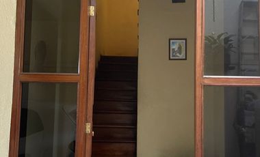 Casa muy amplia en Playa Hornitos