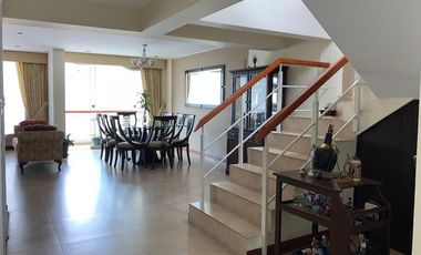 VENTA de lindo Duplex en Monterrico- Surco