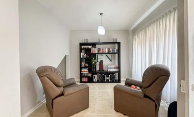 Casa en Magdalena límite con San Isidro | 4 pisos | Remodelada | Sin Cochera