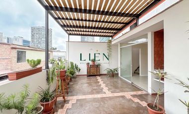 Casa en Magdalena límite con San Isidro | 4 pisos | Remodelada | Sin Cochera