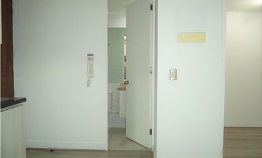 ARRIENDO METRO SANTA LUCIA / SANTA ROSA / TARAPACA
