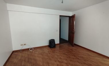 Departamento en 2° piso en exclente zona cerca parque - Surco