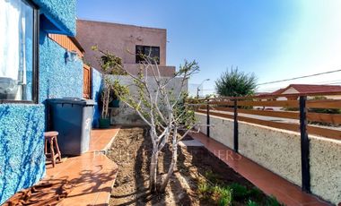 Casa 4 dormitorios Jardines del Sur