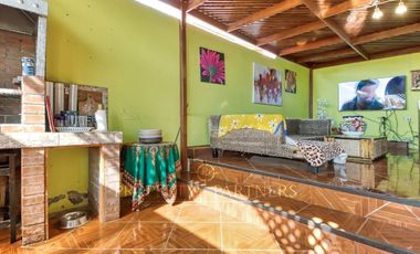 Casa 4 dormitorios Jardines del Sur