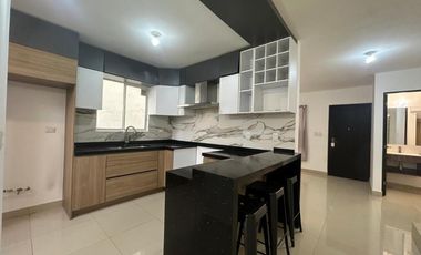 CASA EN RENTA EN PRIVADA MONTENOVA CUMBRES