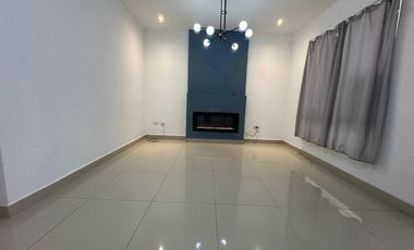 CASA EN RENTA EN PRIVADA MONTENOVA CUMBRES