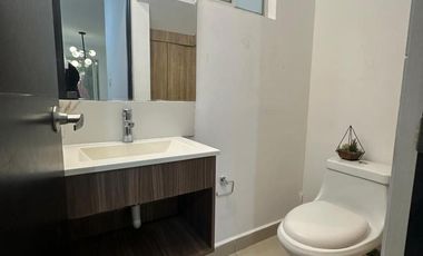 CASA EN RENTA EN PRIVADA MONTENOVA CUMBRES