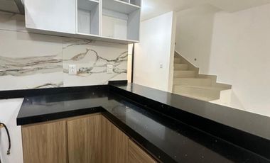 CASA EN RENTA EN PRIVADA MONTENOVA CUMBRES