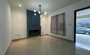 CASA EN RENTA EN PRIVADA MONTENOVA CUMBRES