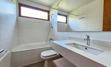 Casa en Venta en Condominio Los Bosques