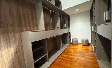 Casa campestre en venta Poblado Los Balsos