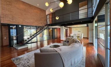 Casa campestre en venta Poblado Los Balsos