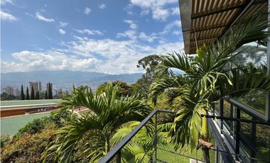 Casa campestre en venta Poblado Los Balsos
