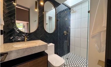 Casa campestre en venta Poblado Los Balsos