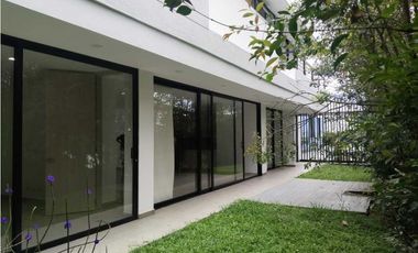 Espectacular propiedad para venta ubicada en El Poblado Palmas