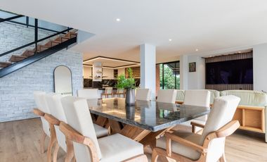 Se Vende Casa De Lujo En El Poblado, Sector Los Balsos