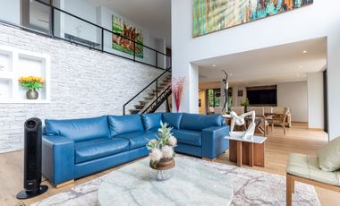 Se Vende Casa De Lujo En El Poblado, Sector Los Balsos