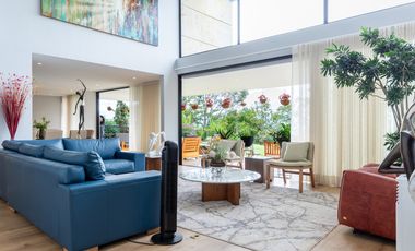 Se Vende Casa De Lujo En El Poblado, Sector Los Balsos