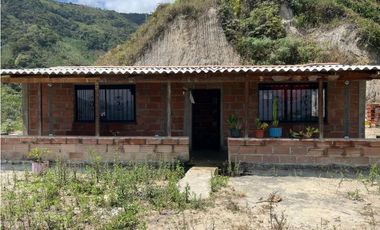 Venta de casa lote en Barbosa vereda la montera