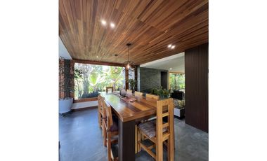 Venta de casa campestre en Copacabana Antioquia