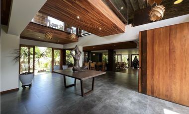 Venta de casa campestre en Copacabana Antioquia