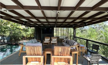 Venta de casa campestre en Copacabana Antioquia