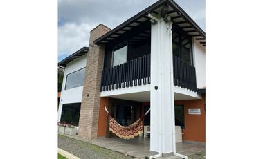 Venta de casa campestre en la Estrella Vereda Tablaza