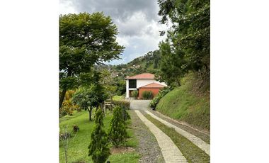 Venta de casa campestre en la Estrella Vereda Tablaza