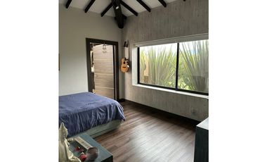 Venta de casa campestre en la Estrella Vereda Tablaza