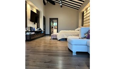 Venta de casa campestre en la Estrella Vereda Tablaza