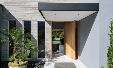 Venta de casa en Llanogrande de un solo nivel para estrenar