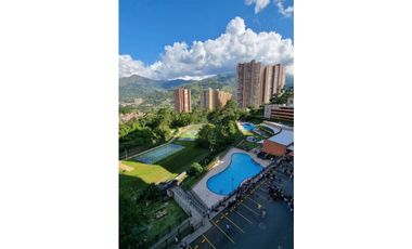 Venta de apartamento dúplex e Niquia