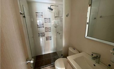 Venta de apartamento dúplex e Niquia