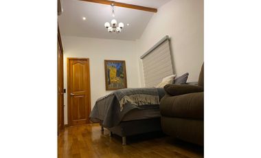 Venta de Casa en la Estrella sector Suramérica
