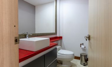 Venta de casa en el Poblado, la superior