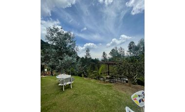 Venta de casa camesptre en el Retiro