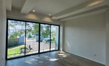 4 Bedroom Townhouse for sale at Norden Barn Habita Maejo