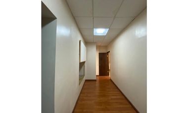 Local Comercial Renta Torre Platino 204.6 mts