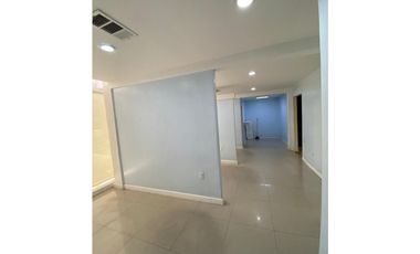 Local Comercial Renta Torre Platino 204.6 mts