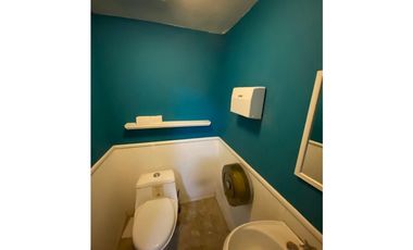 Local Comercial Renta Torre Platino 204.6 mts