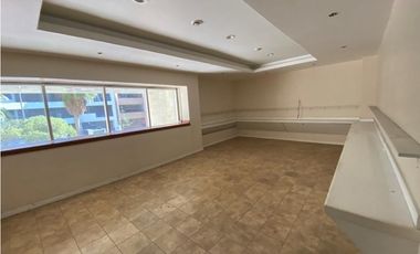 Local Comercial Renta Torre Platino 204.6 mts