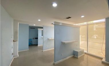 Local Comercial Renta Torre Platino 204.6 mts