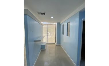 Local Comercial Renta Torre Platino 204.6 mts