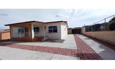 Casa en Venta en Hacienda La Purísima Ixtlahuaca, Estado de México