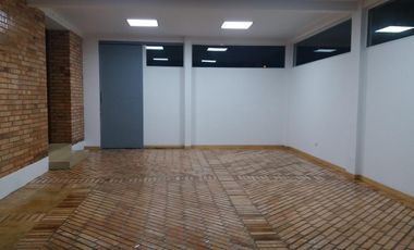 Casa Amplia en Venta en Villas de Tunjaque, La Calera