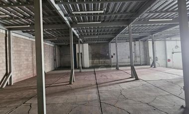 Se Renta Local Comercial a Pie de Calle en Esquina