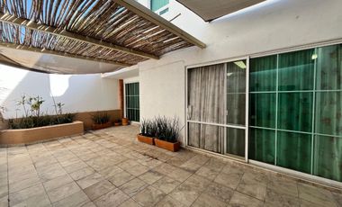 Casa en Venta en Claustros del Río, San Juan del Río, Querétaro.