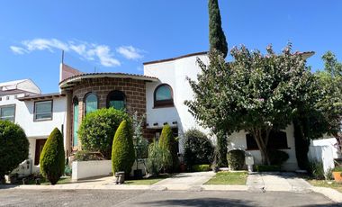 Casa en Venta en Claustros del Río, San Juan del Río, Querétaro.