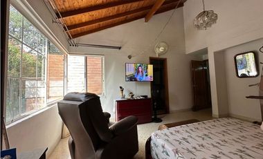 Venta de casa Poblado Medellín sector Castropol